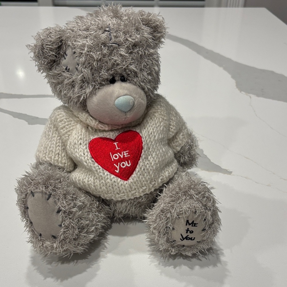 Gray “I LOVE YOU” Teddy Bear w Ivory Sweater & Red Heart… “ME TO YOU” on Foot..